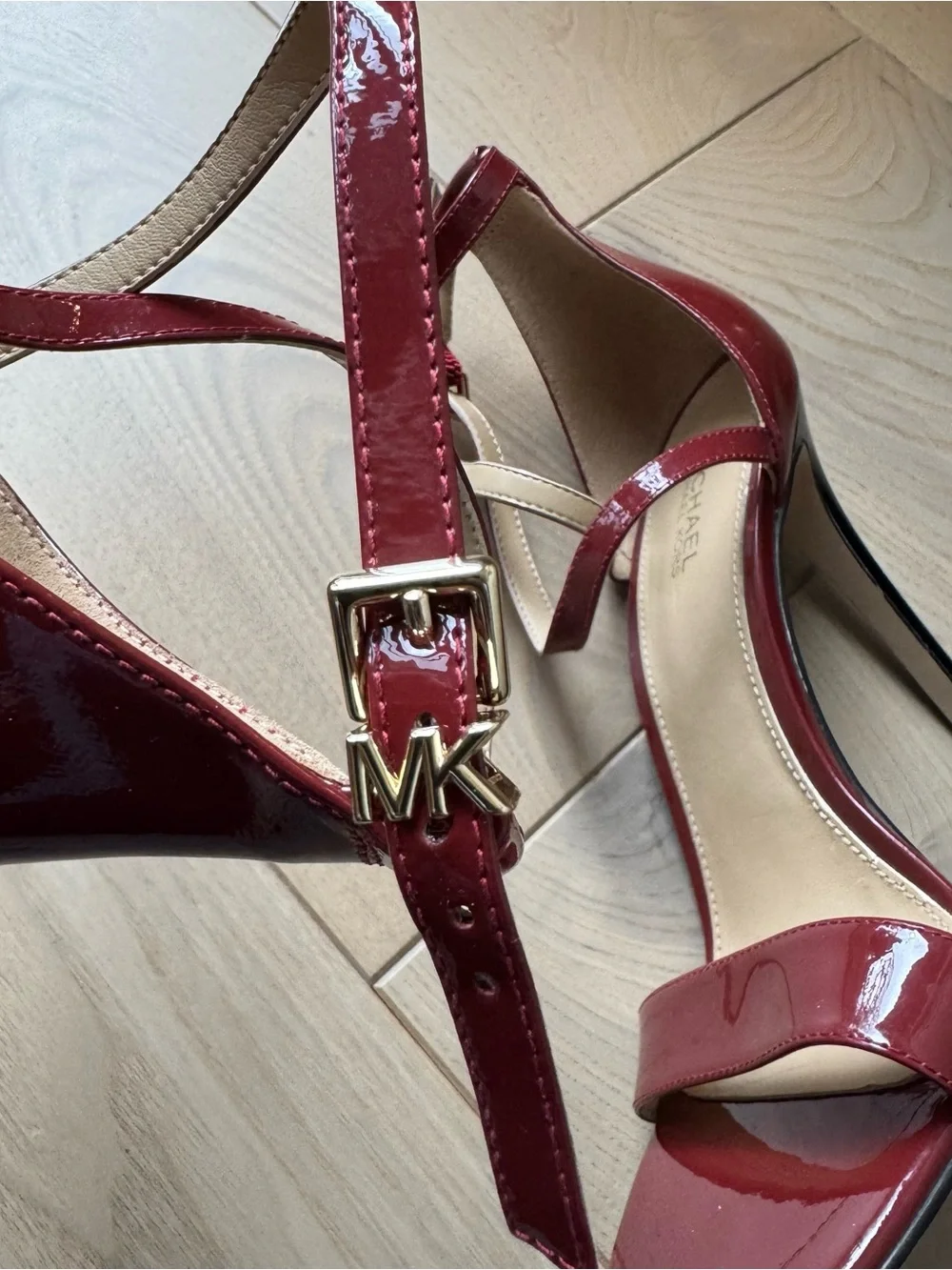 Michael Kors never worn